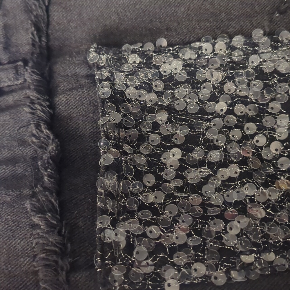 POL Cowgirl Silver Sequin & Black Denim Fringe Shorts NWT Size Medium - Picture 4 of 5